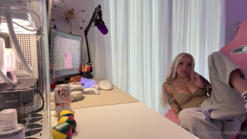 Babyfooji - 29 Aug 2025 - Watch with Me Some Hentai Till I CUM