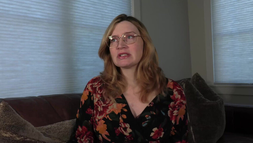 Bettie Bondage - Gullible Step Moms Guest