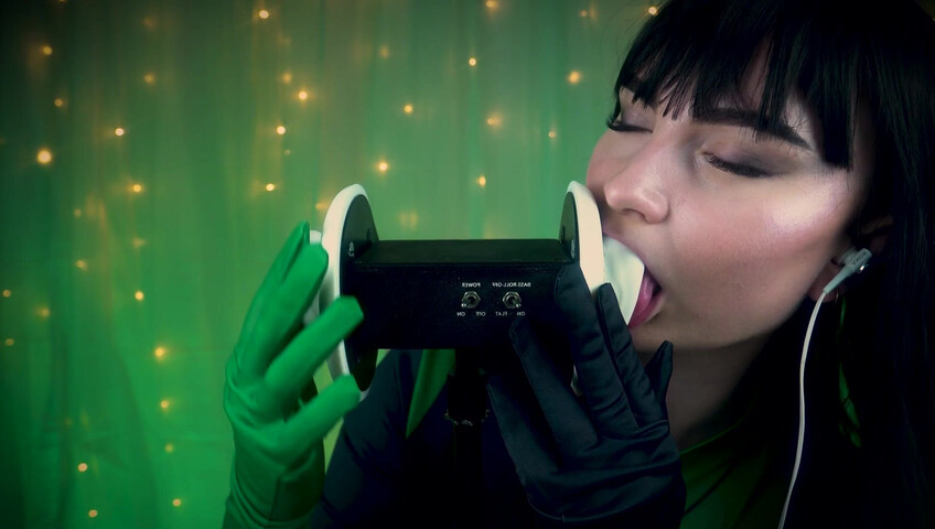 SacredXO – Shego’s Black Latex Gloves Slide Deep Into Your Ears While I Lick You