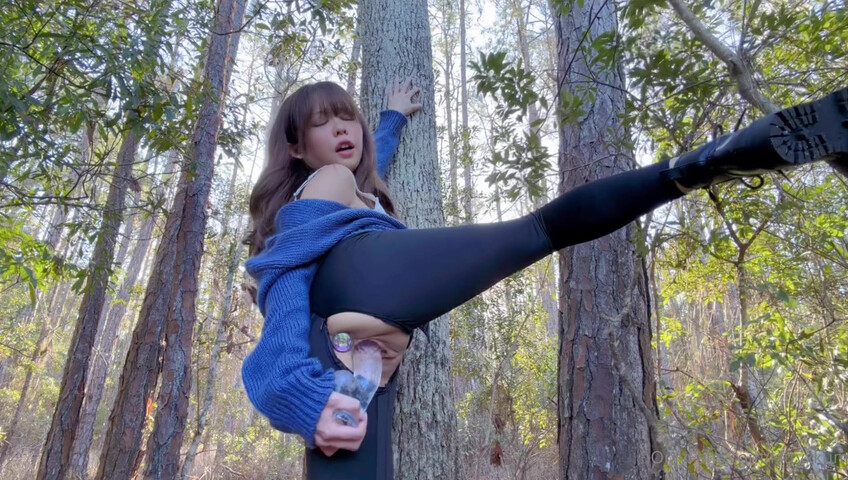 Kittyxkum - 16 Jan 2026 - Its Cold Out Here Guess I Should Warm Up