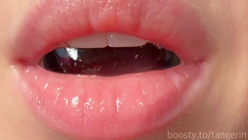 Tangerin - 17 Oct 2026 - [Exclusive] Macro Lens Licking • Feel Every Detail