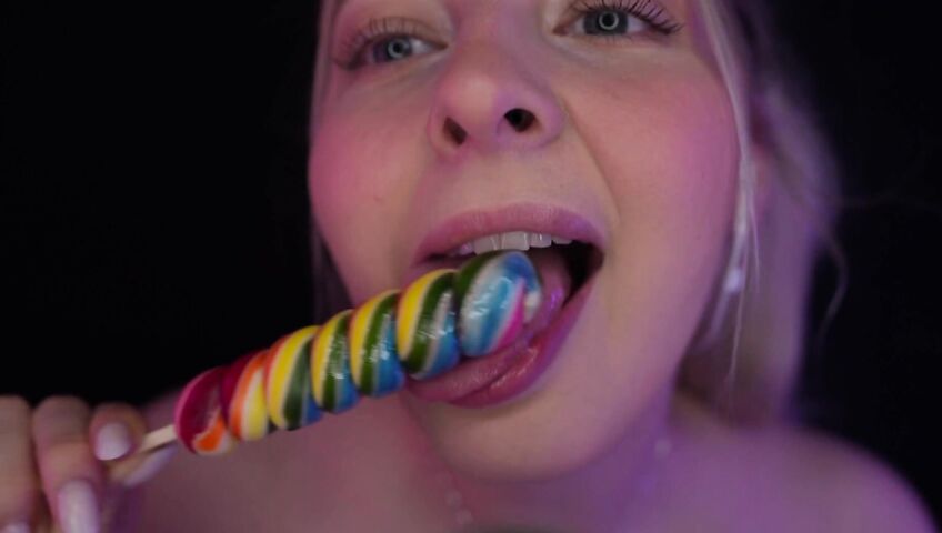 ASMR Janina - Next Level ASMR - Deep & Intense Lilly Suck!