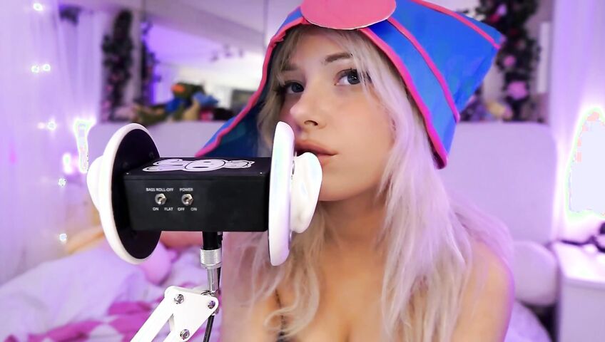 Dollblush ASMR - Dark Magician Girl Cosplay - Extended ASMR Ear Mic (Patreon)