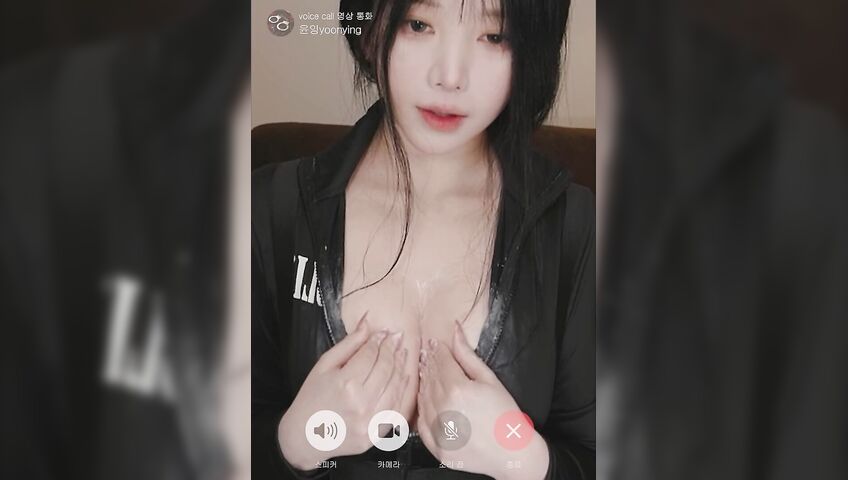 ASMR Yoon Ying - Shall we do a massage together while video calling with master?