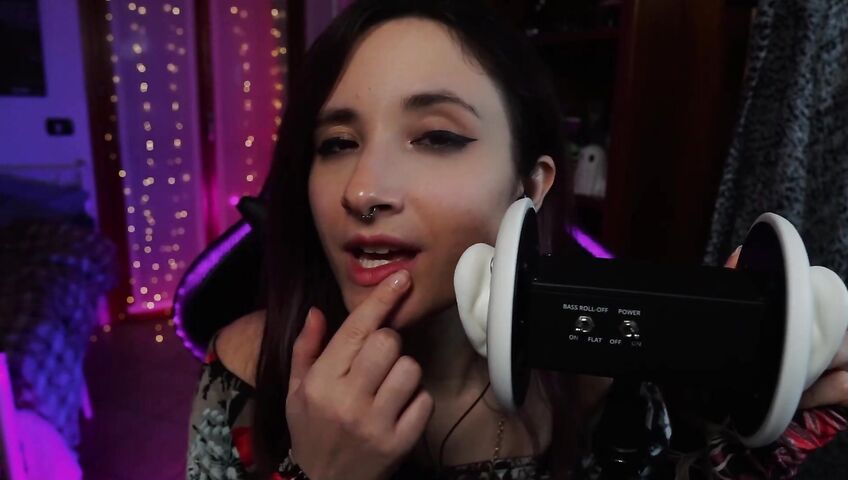 Itskikuneko - 10 April 2026 - Ear Licking (Deleted YouTube Vid)