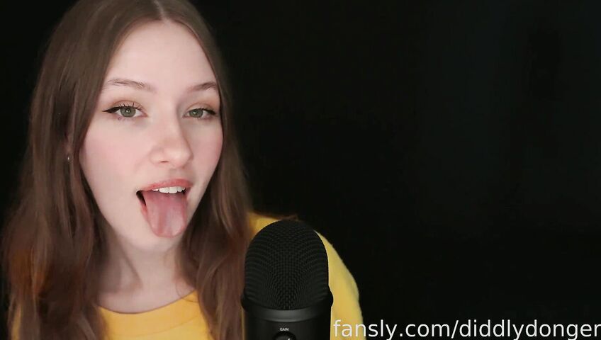 Diddly ASMR - 25 March 2026 - Rub one out for me quickly??  pleeeeease?