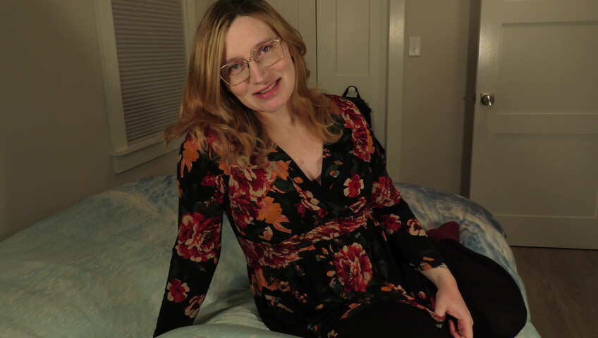 Bettie Bondage - Gullible Mom's Guest of Honor is A Bully - 4K