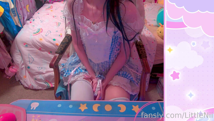 Little Nii - Your Shy Princess Begs To Go Pee But You Make