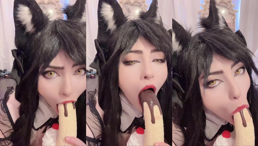 Bonbibonkers - Sucking Banana Dildo