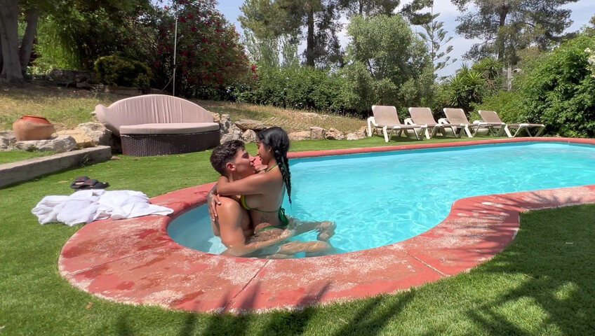 Yasminakhan - The neighbour watches us as we have sex in the garden pool - May 22, 2026